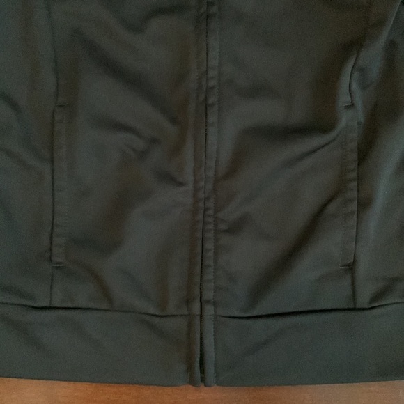 Adidas Black and Pink Track Jacket Zip Up Front 3 Stripe - Girls Size 6 - Picture 3 of 7